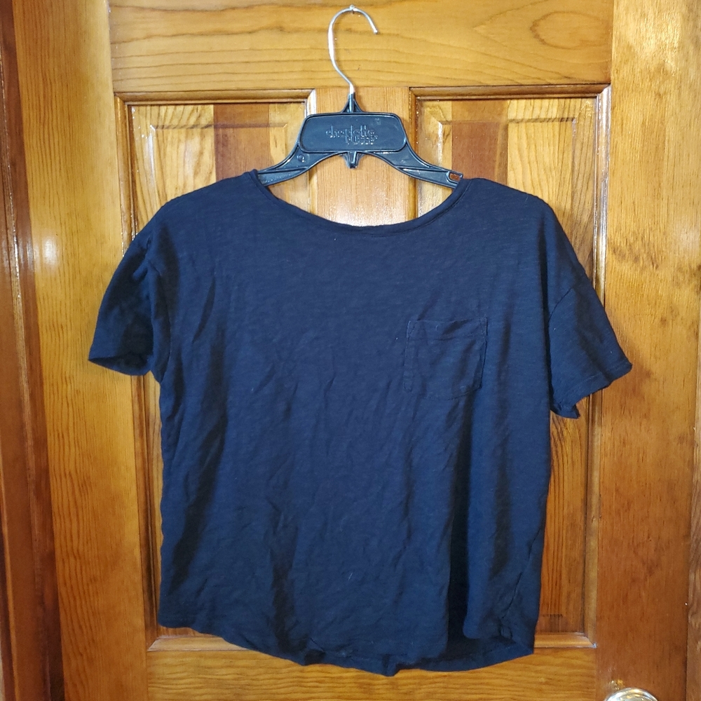 Old Navy Black Tee